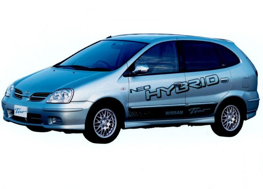 Nissan Tino Hybrid '2000